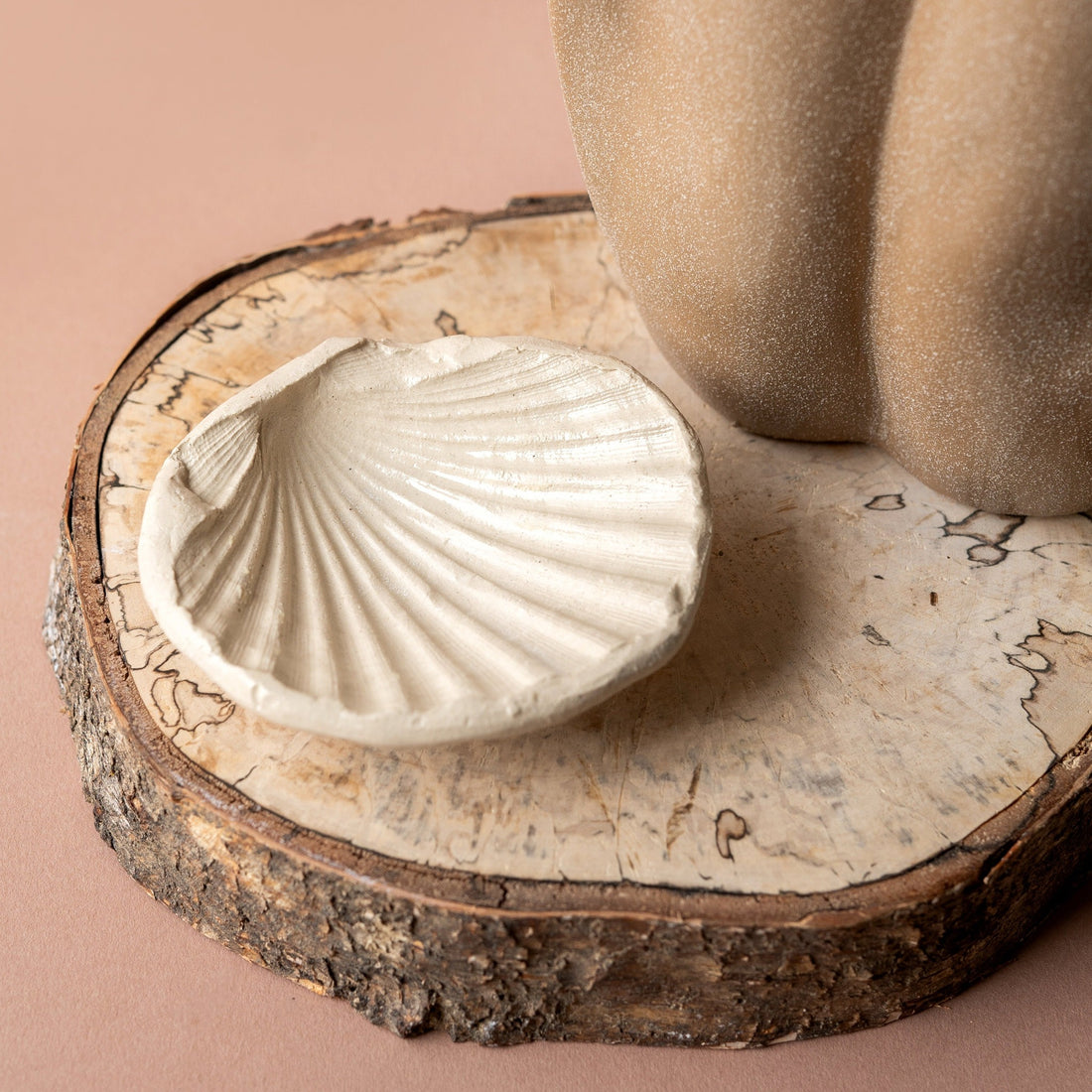 Handmade ceramic St. James Shell Natural
