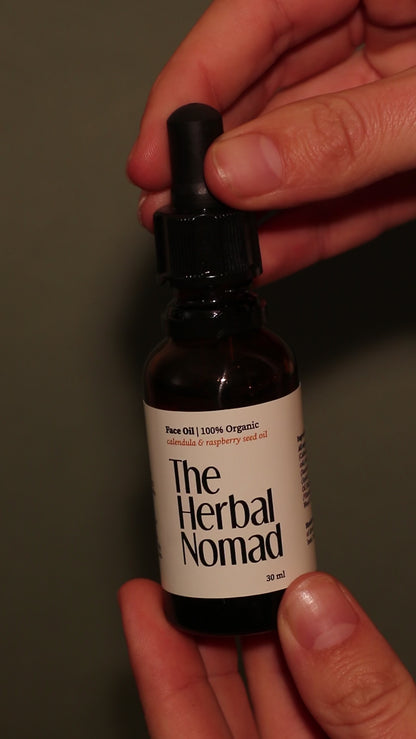 Face Oil, handcrafted with Calendula and raspberry oil. 100% Organic